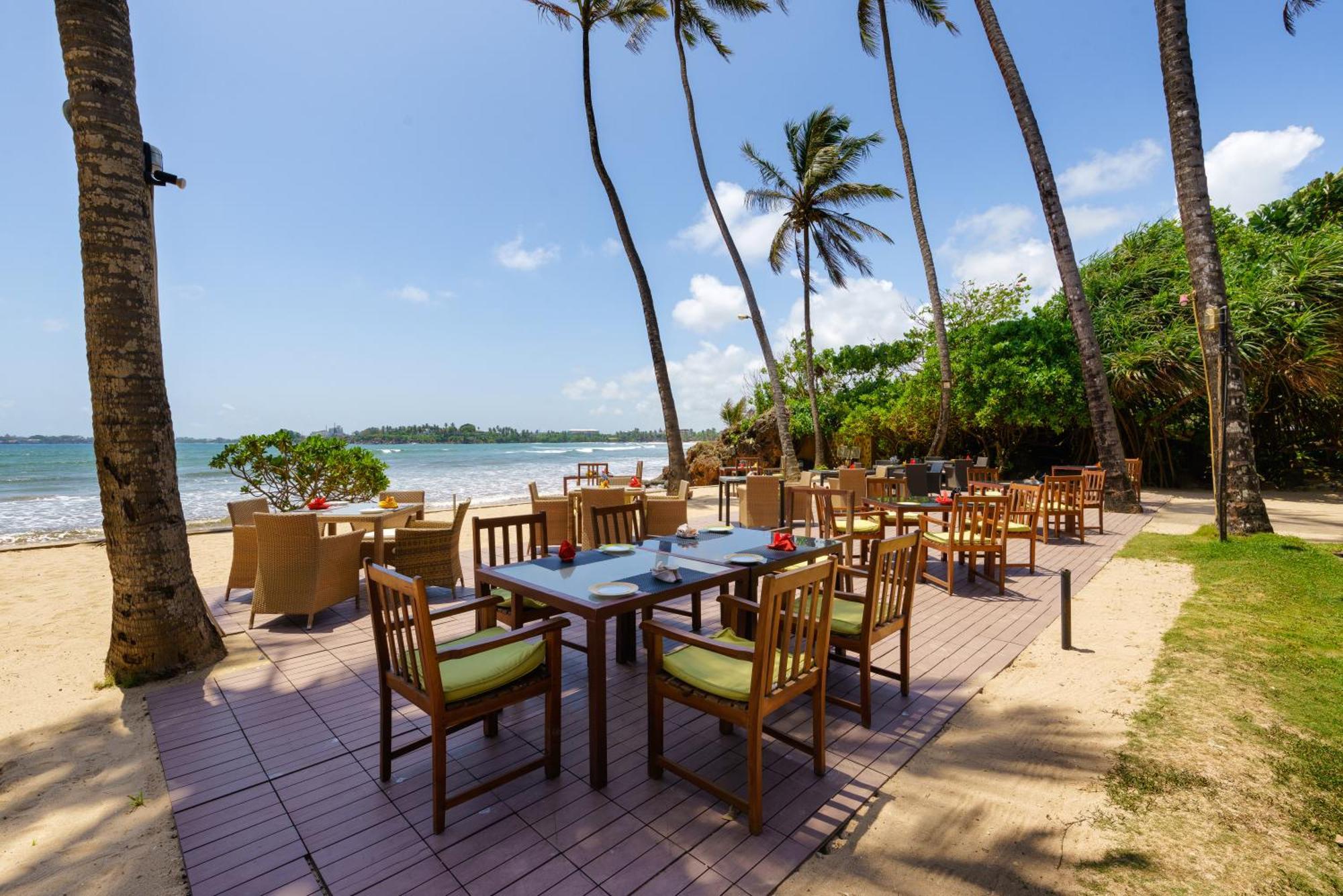 Cocobay Unawatuna Exteriör bild